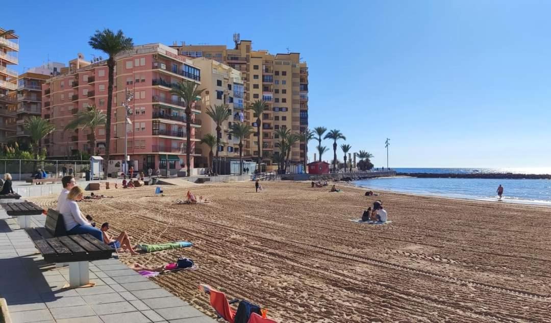 Apartamento Azzurro Apartamento Torrevieja Exterior foto